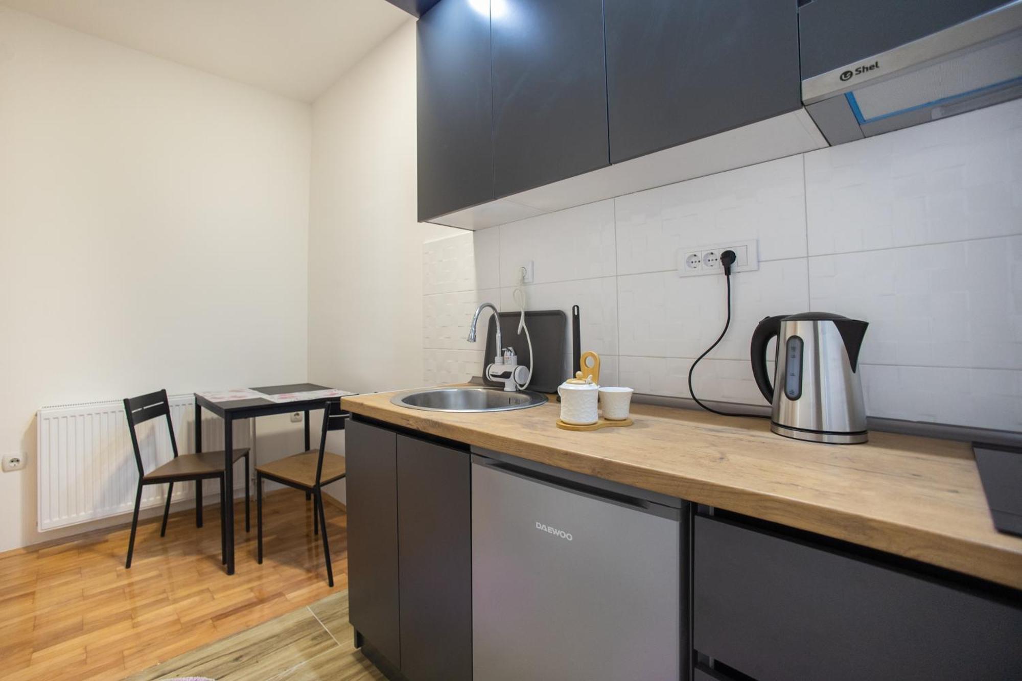 V & V Studio Apartments 2 Ni Exteriér fotografie